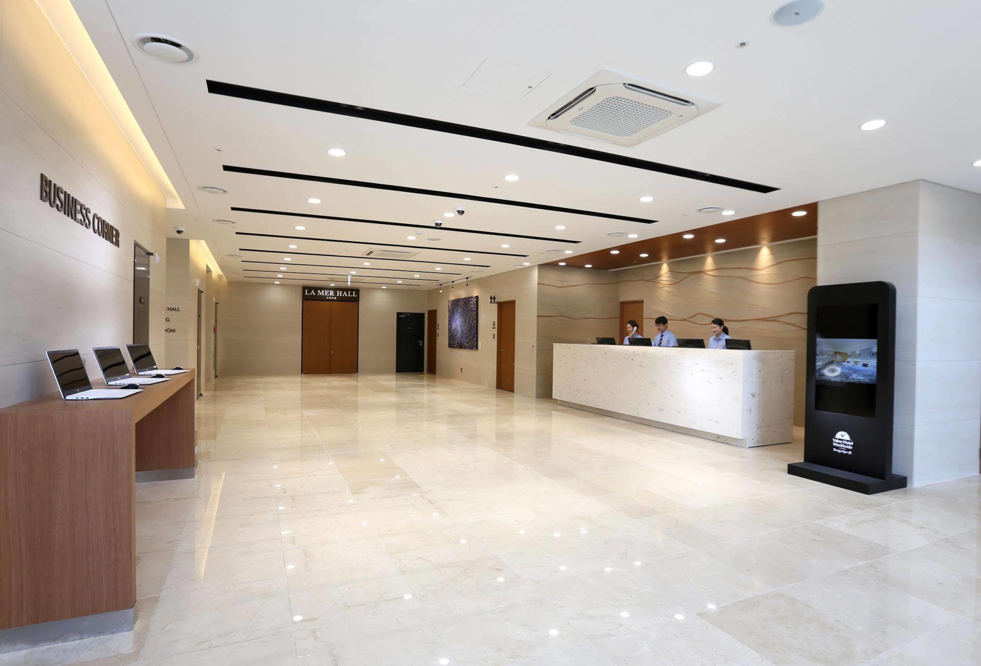 Seogwipo Js Hotel Exterior foto
